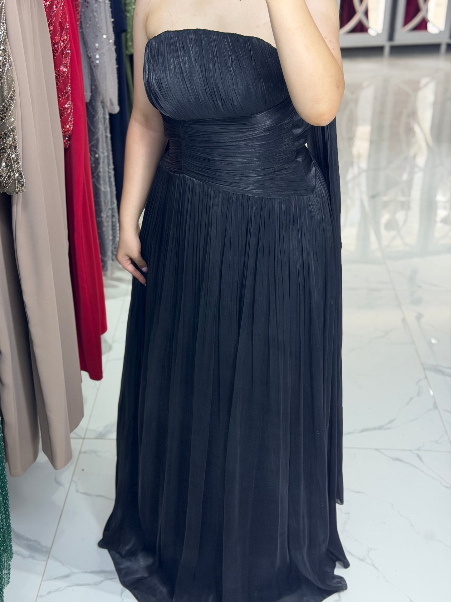 Alisa Dress